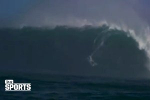 Frame do vídeo da onda que Rothman surfou que pode ser vista no vídeo abaixo