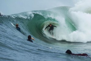 Bede Durbidge numa sessão recente em Snapper Rocks.