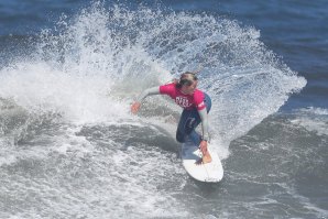 A campeã nacional Camilla Kemp começa o ano a competir na Florida. 