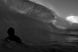 SURFISTAS DE ELITE EXLORAM SPOT DE ONDAS "PARA BODYBOARDERS"