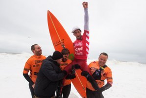 Nazaré Challenge: Vitória de Chumbinho na Praia do Norte