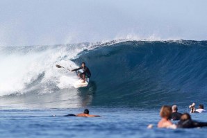 Cloudbreak recebe pela primeira vez um mundial de Stand Up Paddle. 