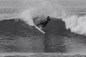 A VISÃO DO SURF DE TOMAS HERMES EM &quot;ASPECTO&quot;