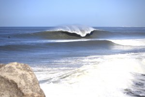 O 1º dia de Sol em Portugal, após 3 dias "ensombrados pelo Sahara", Trouxe ondas perfeitas