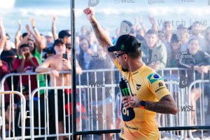 Oi Rio Pro encontra-se nas meias-finais mas já se sabe que um brasileiro irá vencer a categoria masculina