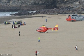 TRÊS SURFISTAS MORREM EM TRAGÉDIA NA CORNUALHA