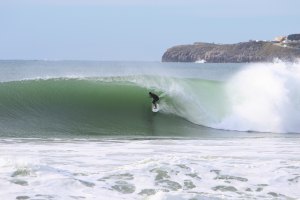 Os surfistas Californianos têm aparecido em força nos Supertubos