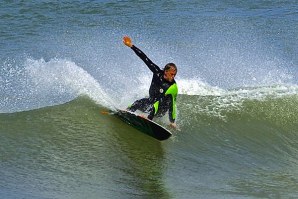 TOM CURREN DE SKIMBOARD POR MARROCOS