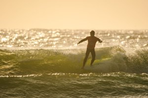 António Dantas em Espinho, durante a etapa do nacional de Longboard Idden Friends