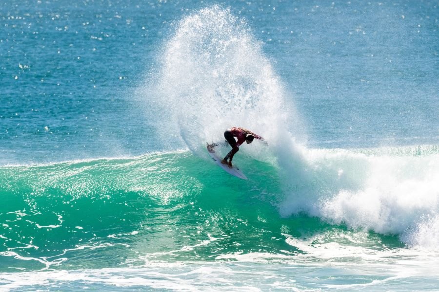 Seis portuguesas estão nos oitavos-de-final do Caparica Surf Fest