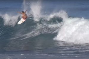 O free surf de Conner Coffin, Tatiana Weston-Webb e outros nas ondas do North Shore