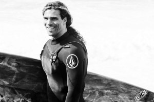 Alex Botelho, de Lagos para o Mundo.