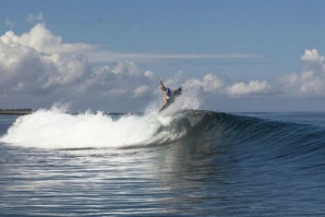 FRANÇA E EUA EM DESTAQUE NO RIP CURL GROMSEARCH