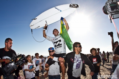 JADSON ANDRÉ VENCE CASCAIS BILLABONG PRO 2013