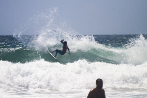 JOHN JUNIOR FAZ O &quot;BIS&quot; NA CAPARICA