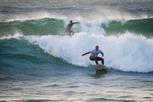 Hurley Flowturama decorreu em condições excelentes em Ribeira D’Ilhas