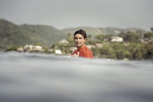 Griffishing, um tributo a Griffin Colapinto o líder do ranking mundial da WSL