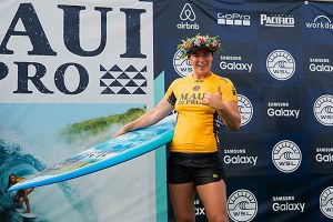 Tyler Wright fecha temporada com chave de ouro.