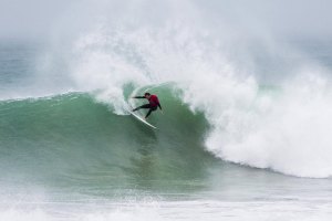 Frederico Morais rumo ao pódio em Jeffreys Bay.
