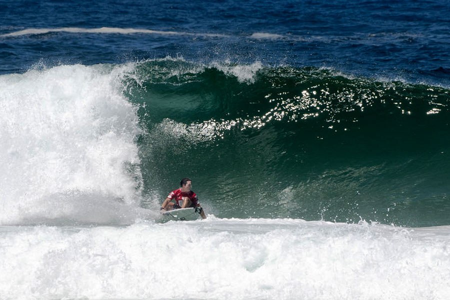 Desempenho de peso de Tomás Fernandes na Boomerang Beach.