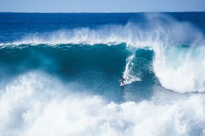 Tomás Lacerda representa Portugal no campeonato de ondas grandes “La Vaca Gigante”