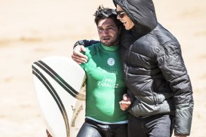 Último wildcard atribuído a Robertson Gonçalves, surfista local de Sta. Cruz.