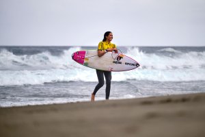 Francisco Ordonhas e Teresa Bonvalot triunfam nos Açores; Bonvalot sagra-se campeã nacional de Surf 2025