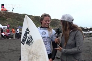 Camilla Kemp estreia-se com 17,10 pontos em Punta de Lobos