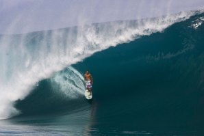 Andy Irons, em Teahupoo, calmo sob pressão.