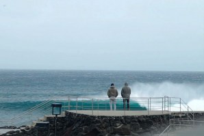 O ENCANTO DOS AÇORES COM ‘BLACK SAPPHIRE SEA’