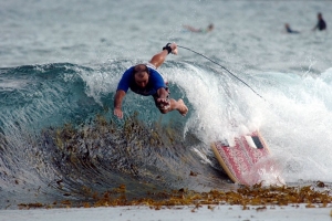 Celebridades que fazem surf