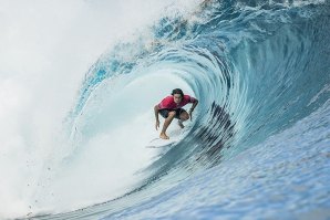 Connor O&#039;Leary afastou Jeremy Flores e encontra-se no Round 4.