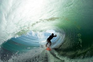 O Quiksilver Festival está prestes a começar, com Vasco Ribeiro, Jeremy Flores, Coco Ho, Kauli Vaast, e muito mais