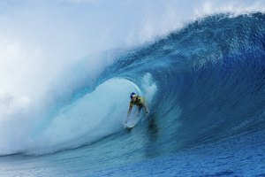 Molly Picklum (AUS) demonstrou dominio na onda mais temida do planeta