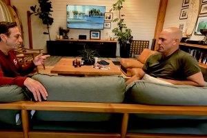 Kelly Slater abre o jogo e conta a história sobre os pormenores do Surf Ranch