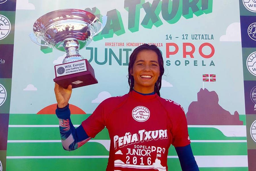 A Portuguesa Teresa Bonvalot sorridente como sempre, embora desta vez ainda com mais razões para tal