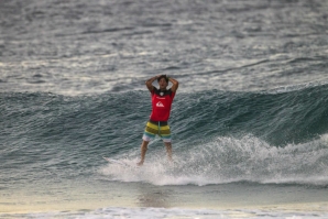 GABRIEL MEDINA VENCE E FAZ HISTÓRIA NO QUIKSILVER PRO GOLD COAST