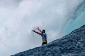 TEAHUPO’O ÉPICO CRIA UM DOS DIAS MAIS EMOCIONANTES DE SEMPRE DE UM EVENTO WSL