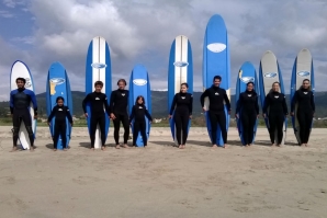 EM VIANA FOI ASSIM QUE SE CELEBROU O DIA INTERNACIONAL DO SURF