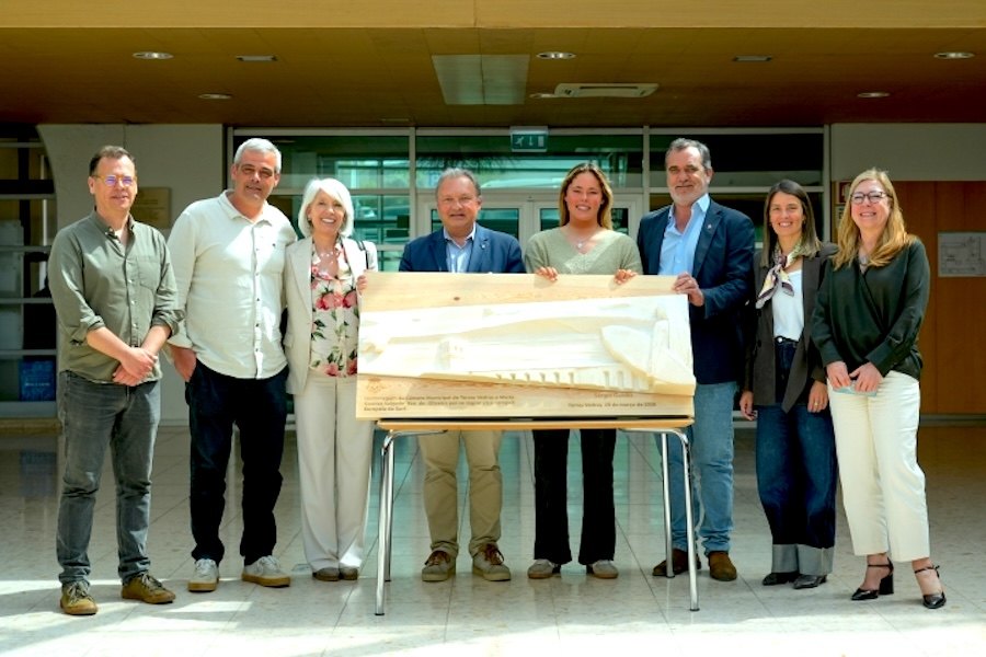 Maria Salgado homenageada pela Câmara Municipal de Torres Vedras