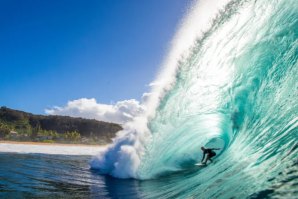 SWELL BENDER CONTINUA A BRINDAR PIPELINE COM CONDIÇÕES ÉPICAS
