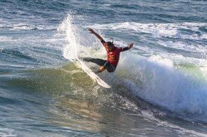 Miguel Blanco a dar-lhe com a alma em Durban.