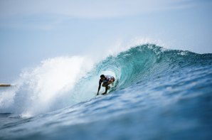O Wildcard Rio Waida (IDN) passou à ronda 3 no Quiksilver Pro G-Land que começou este Sábado na Ilha de Java