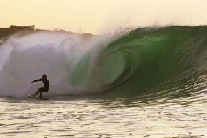 SURF ÉPICO POR BALI E SUMBAWA