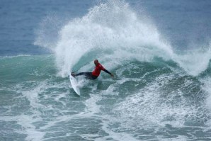 KELLY SLATER E O &#039;BOARD TEST DRIVE&#039; EM WINKIPOP