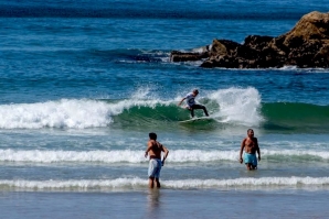 BOA ADESÃO DE SURFISTAS NA 3ª ETAPA DO A.S.C.C. CAPARICA POWER 2015