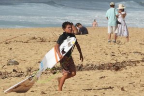 SANTIAGO GRAÇA LESIONA-SE EM PIPELINE