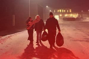 Momento da libertação do ativista anti-caça às baleias Paul Watson. Este foi libertado de uma prisão na Groenlândia, onde passou cinco meses sob custódia.