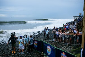 Começou o dia das finais no Surf City El Salvador Pro