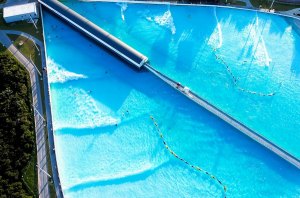Wavegarden Cove, a tecnologia eficiente que gera 1000 ondas por hora
